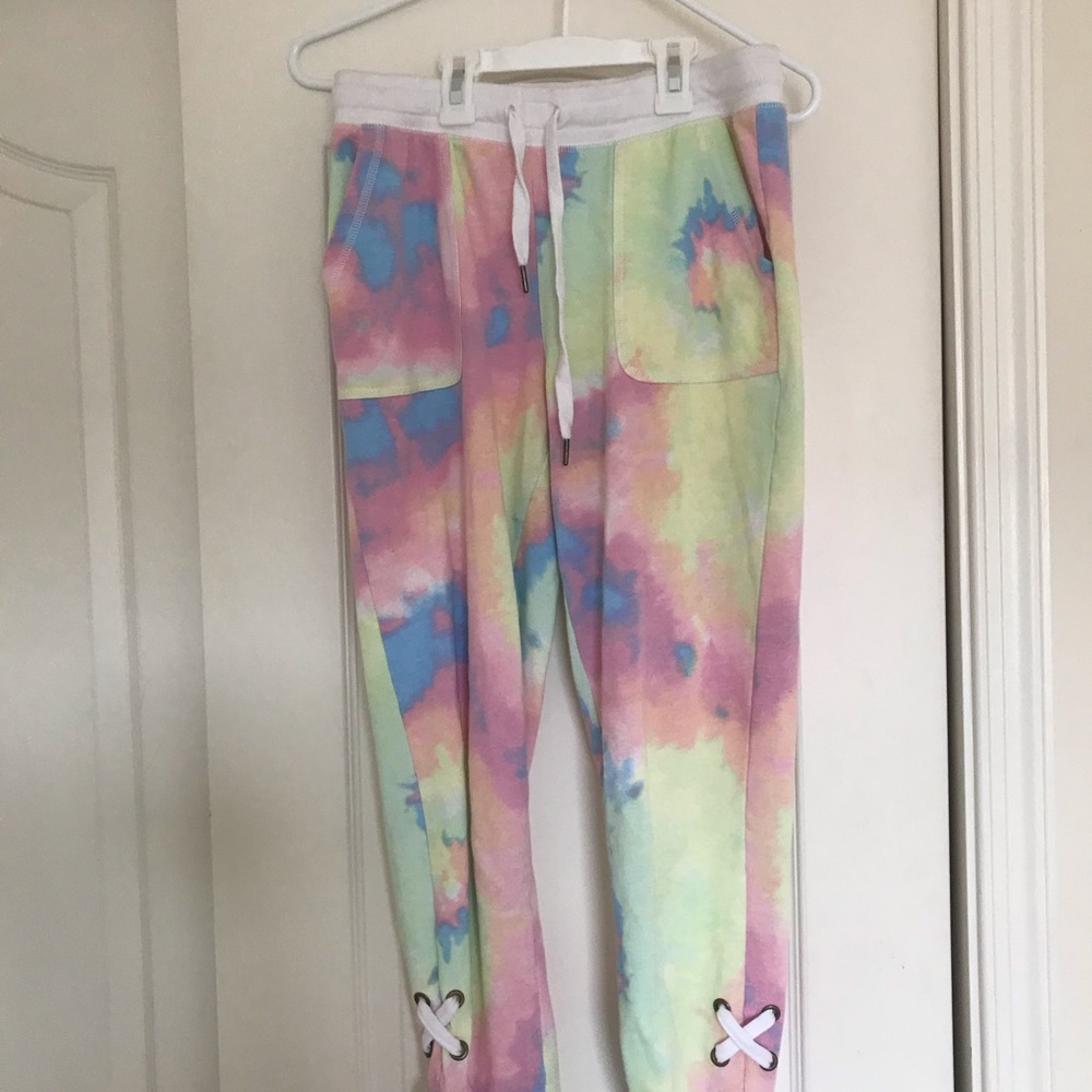 Loungewear Set - image 5